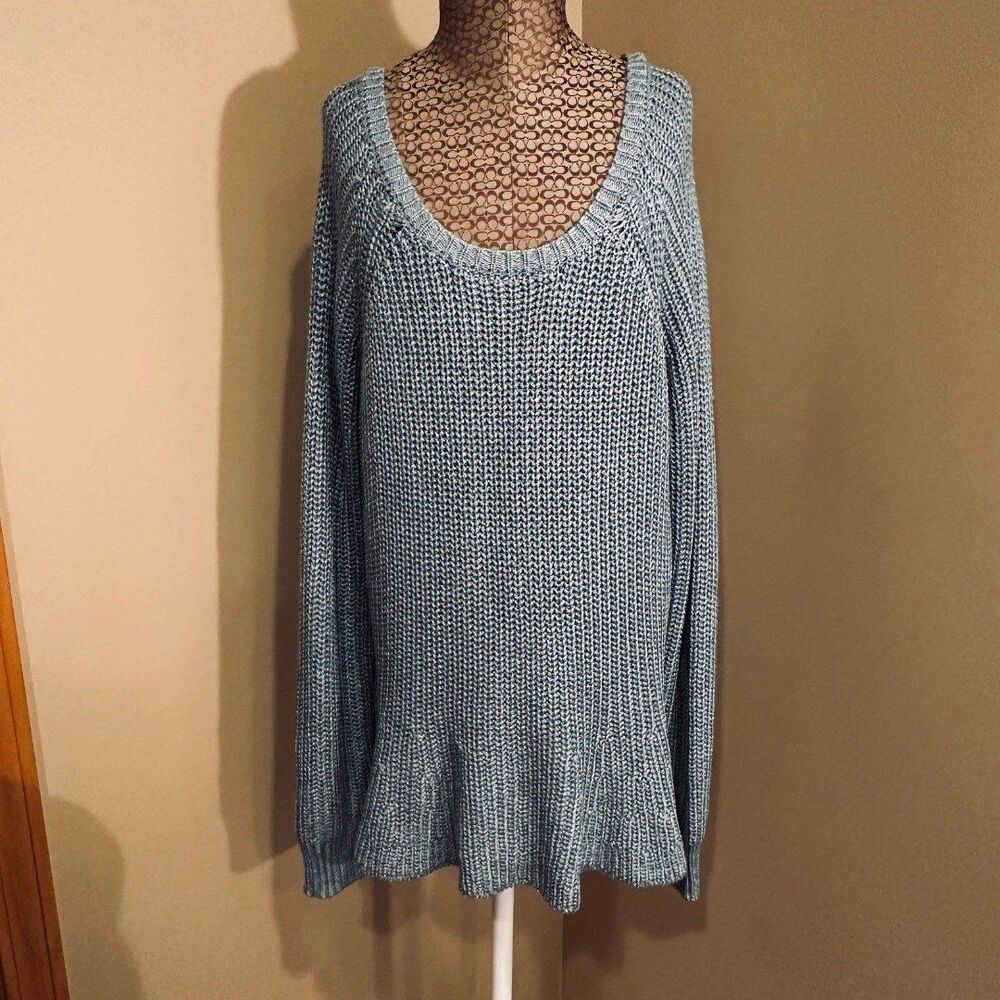 NWT Sweater Size XL NWT